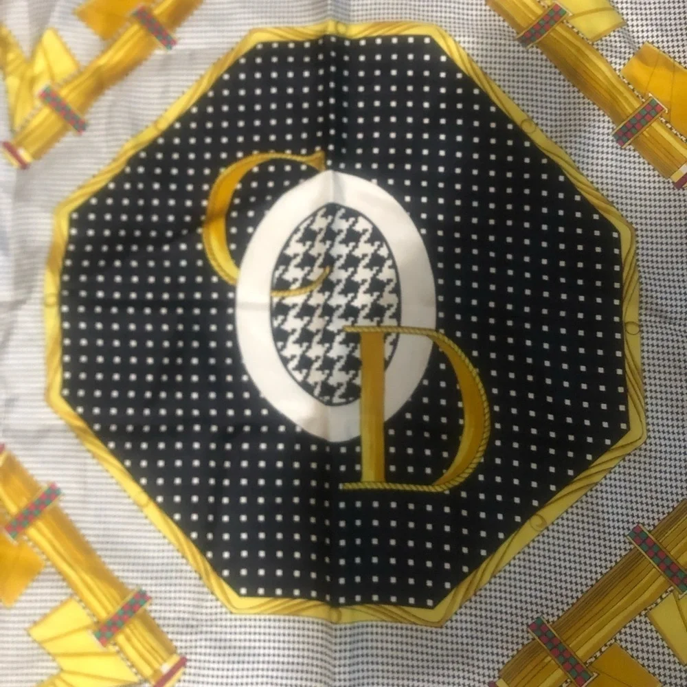 Christian Dior silk Scarf 34x34 inch